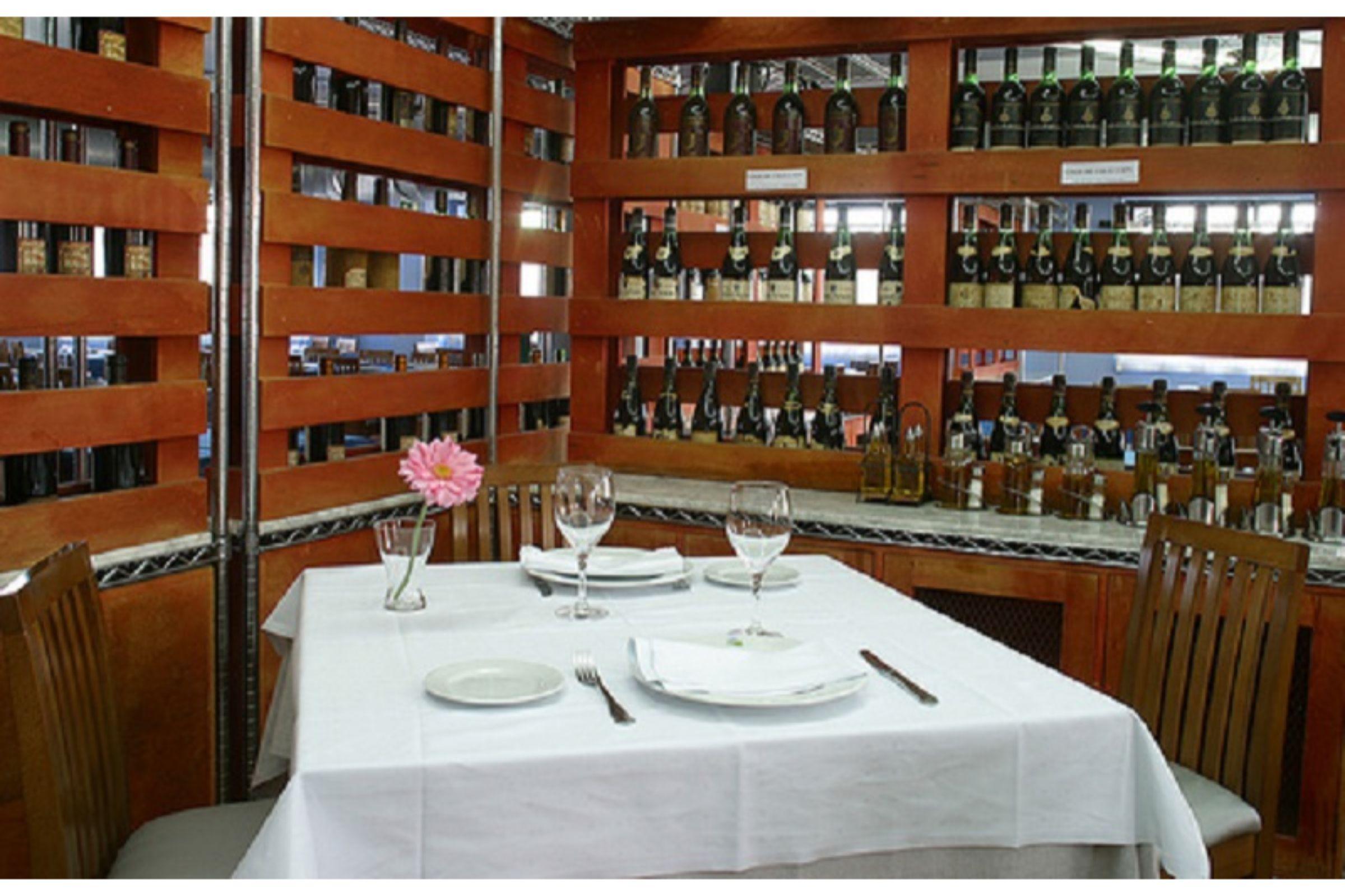 Hotel City House Las Lomas Oviedo Bagian luar foto