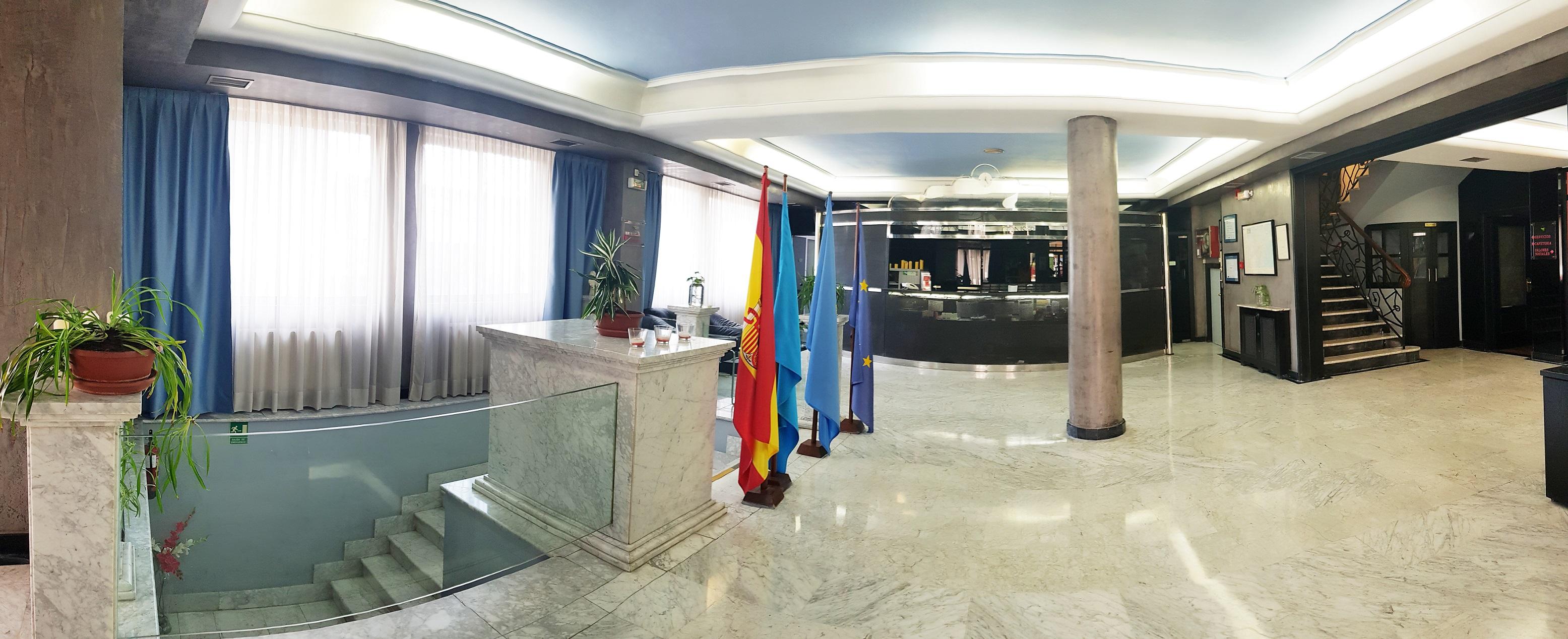 Hotel City House Las Lomas Oviedo Bagian luar foto