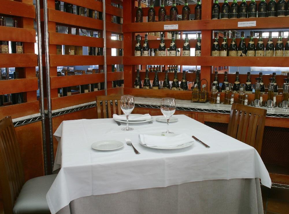 Hotel City House Las Lomas Oviedo Bagian luar foto
