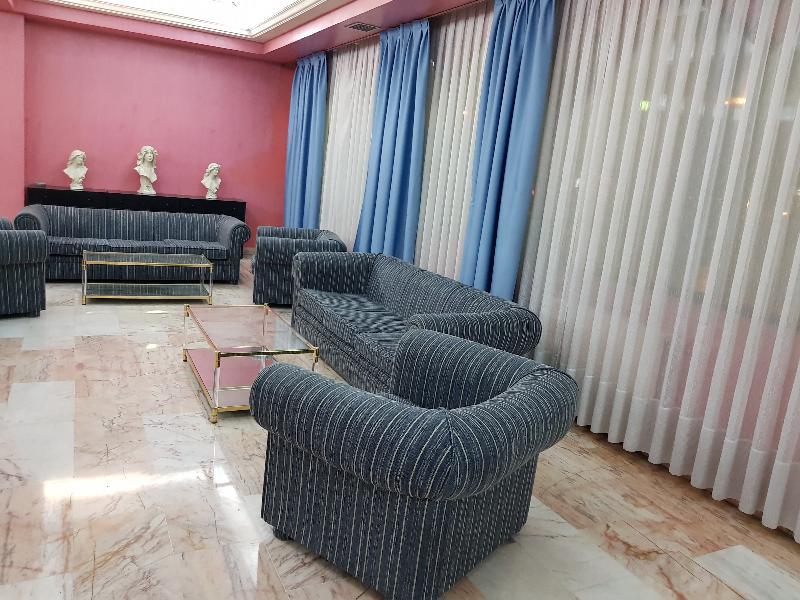 Hotel City House Las Lomas Oviedo Bagian luar foto